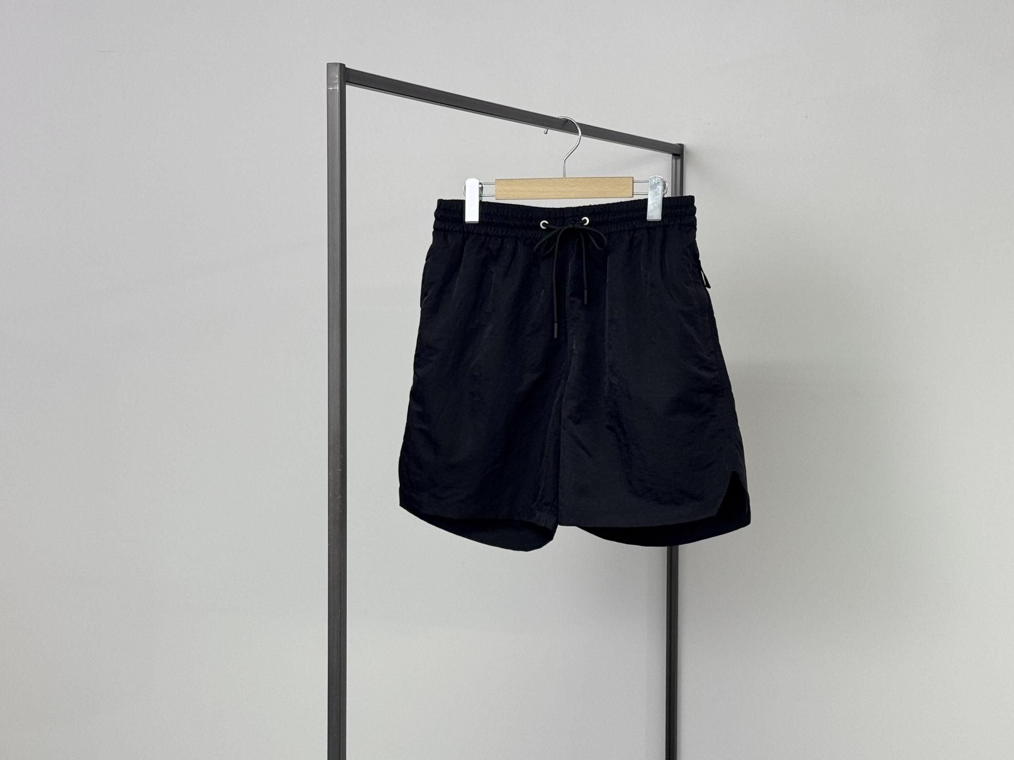 SUNFLOWER MIKE SHORTS（BLACK）