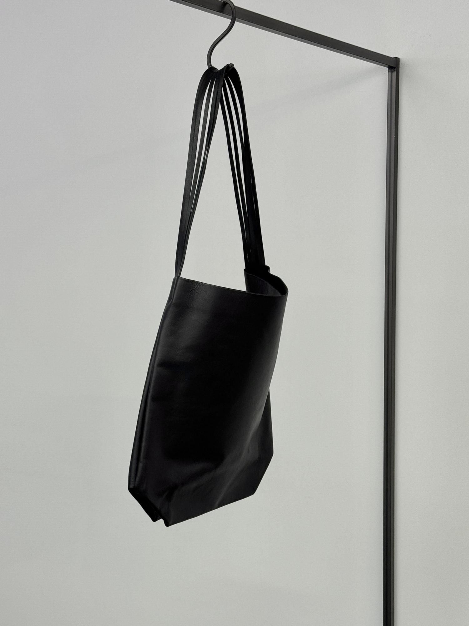 ISAAC REINA クラッチバッグ 新品】ISAAC REINA イザックレイナ