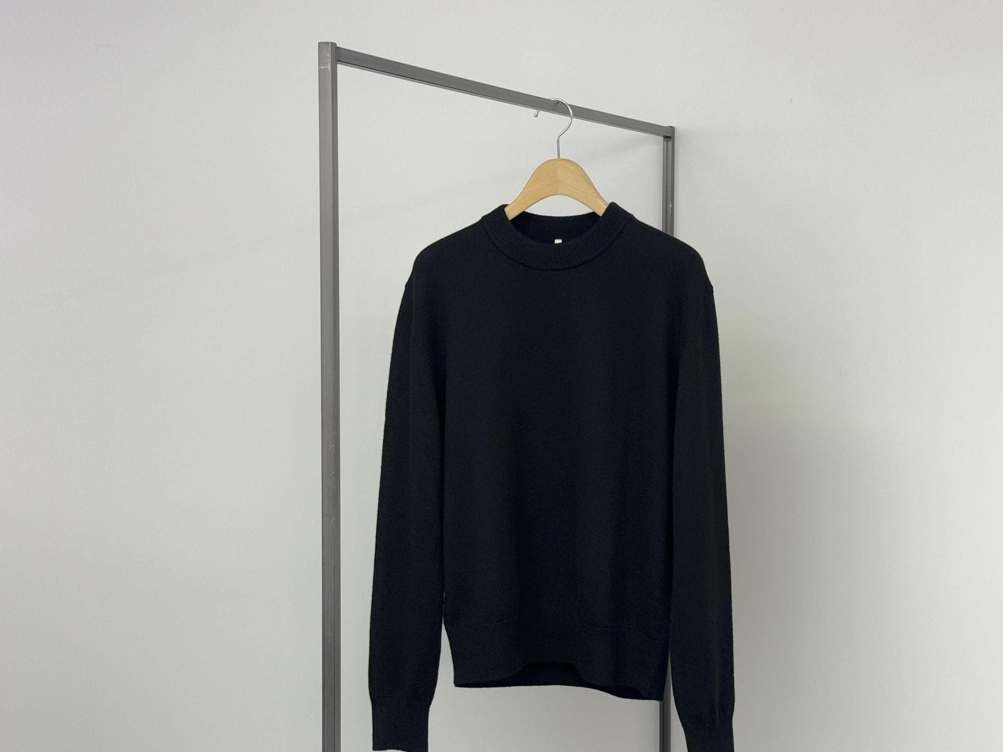 SUNFLOWER MOON MERINOBLACK