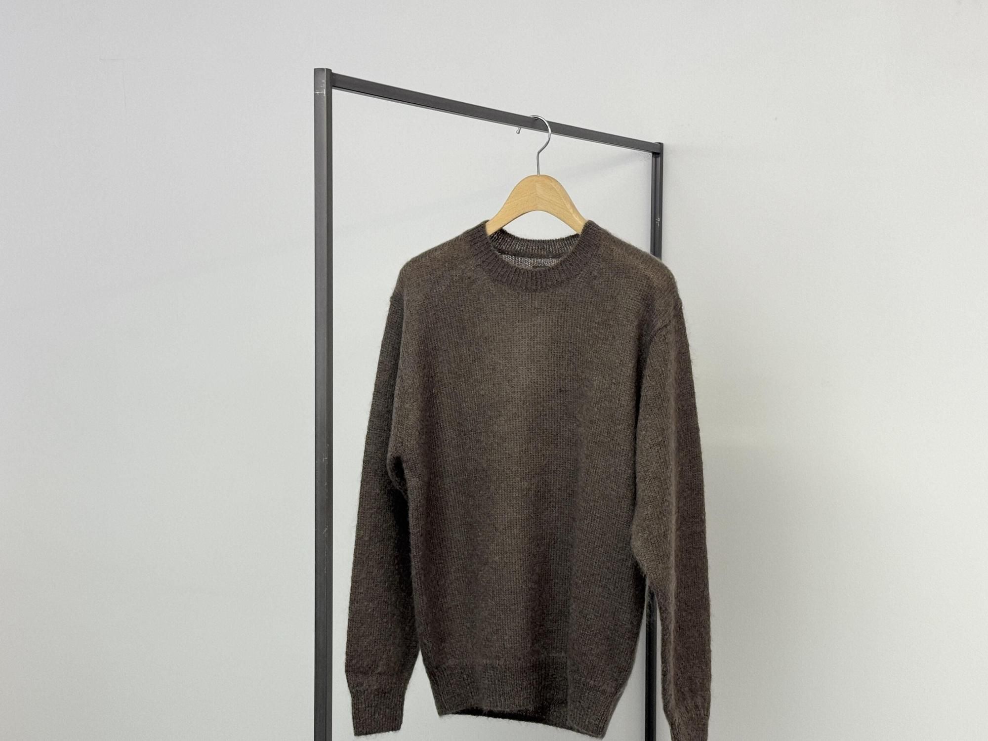 BATONER PURE MOHAIR CREW NECKOLIVE