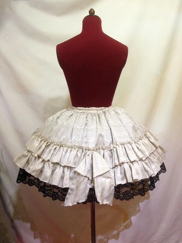 ◇受注商品◇パニエ入り後リボン付きフリルスカート:オフ白 ◇受注商品◇パニエ入り後リボン付きフリルスカート:オフ白