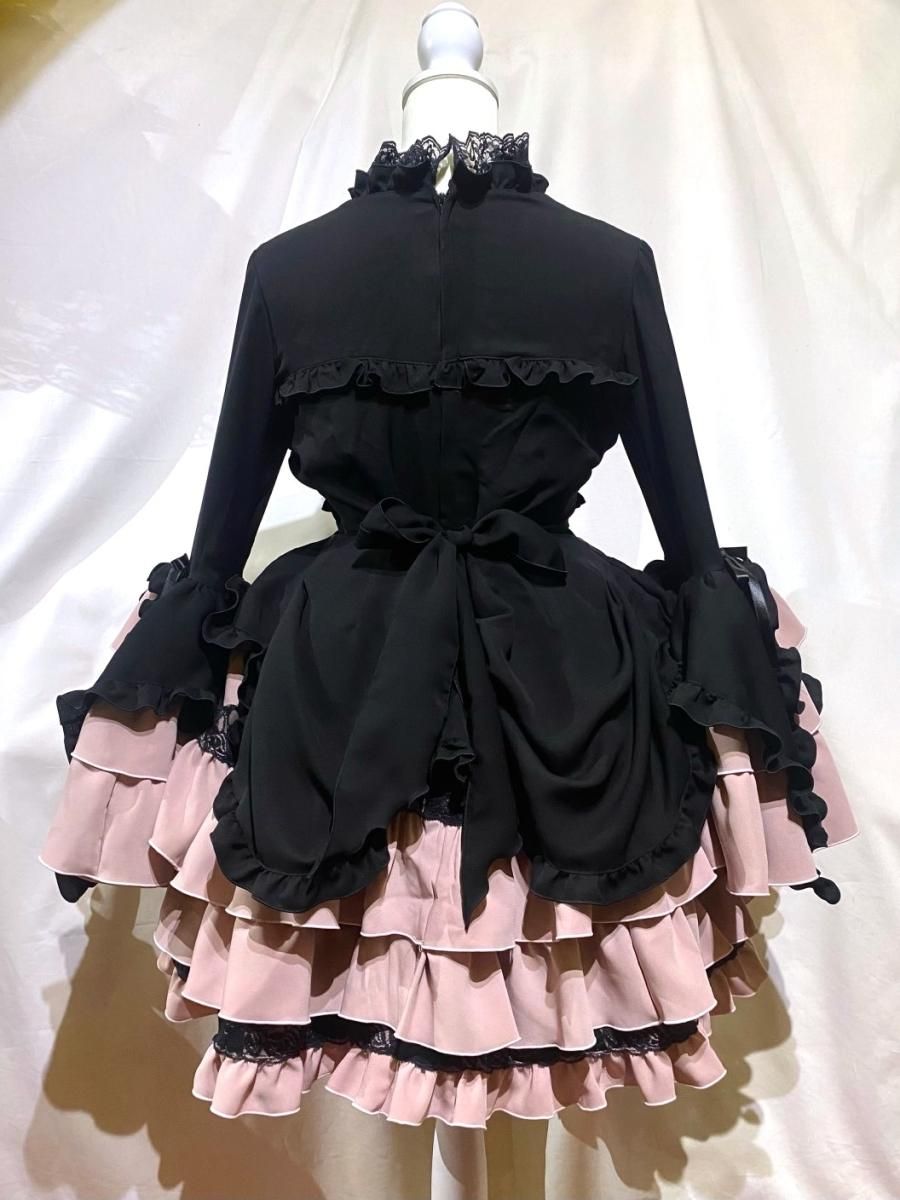 メルティチョコレート 黒ピンク ワンピース カチューシャ オーバーニー お袖とめ ◇受注商品◇配色切り替え全身コーディネートワンピース：黒×ピンク