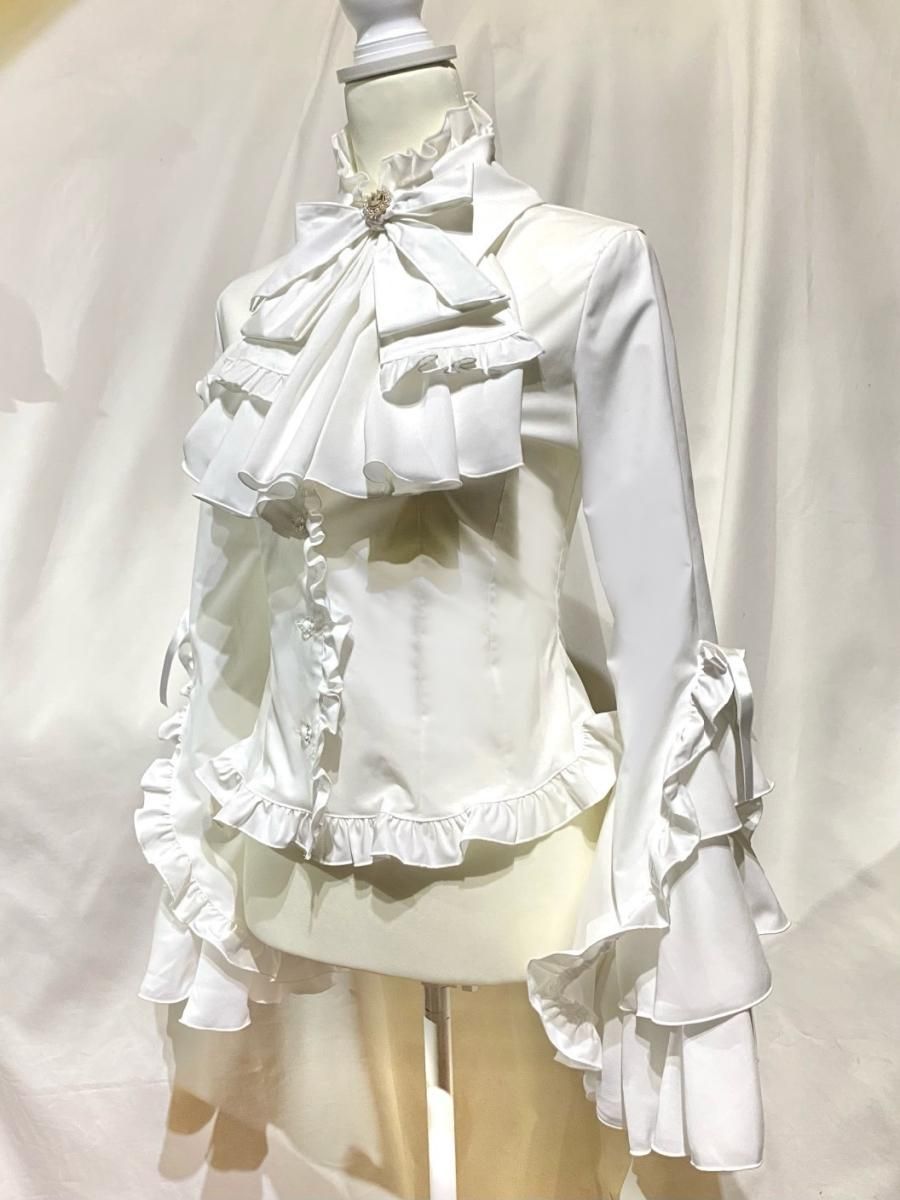 ◇受注商品◇カメオタイ付き後編み上げブラウス:白 - MARBLE ◇受注商品◇カメオタイ付き後編み上げブラウス:白 - MARBLE