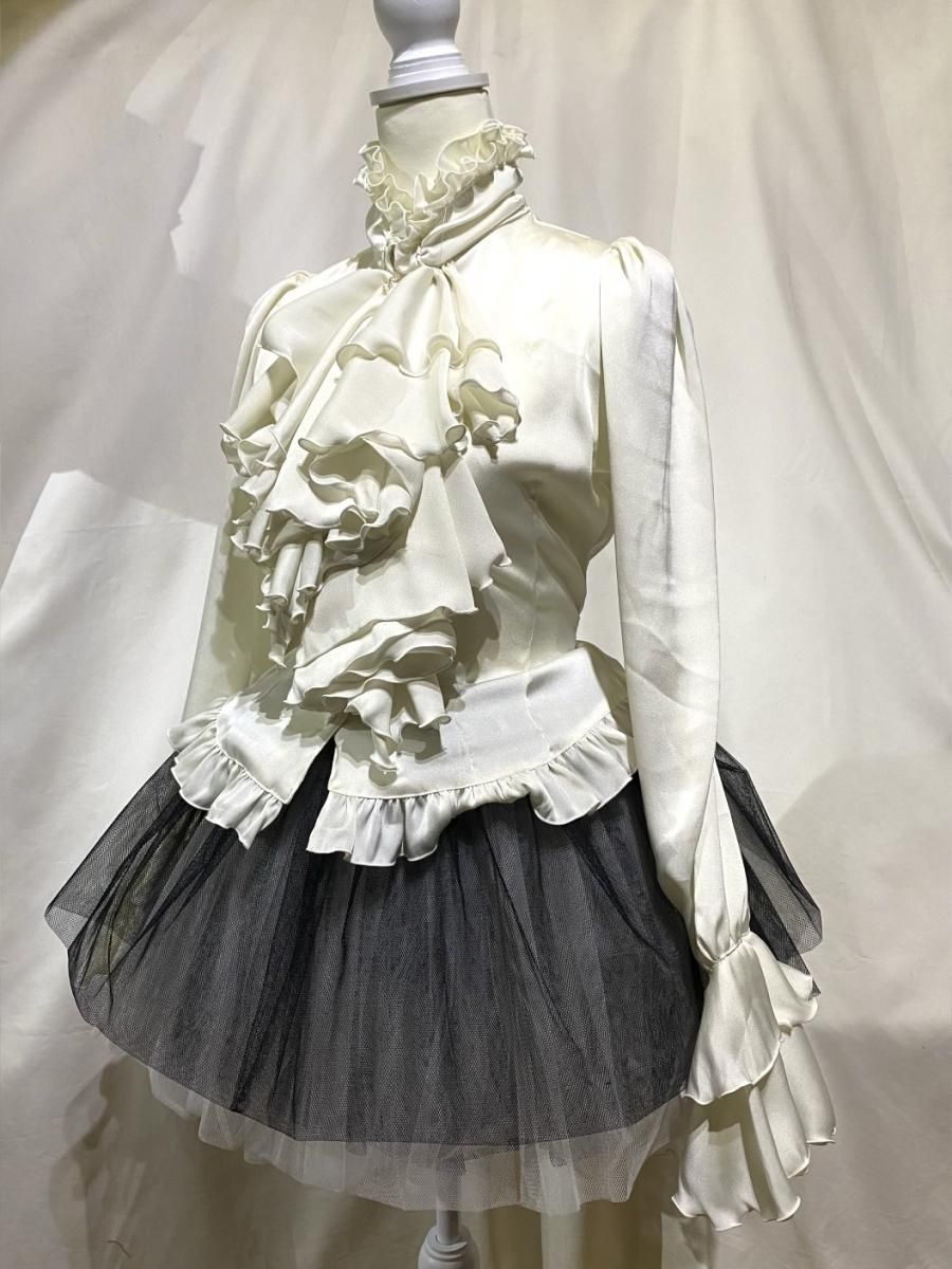 ［MARBLE］アンティークビジュー付きボリュームタイブラウス ◇受注商品◇アンティークビジュー付きボリュームタイブラウス