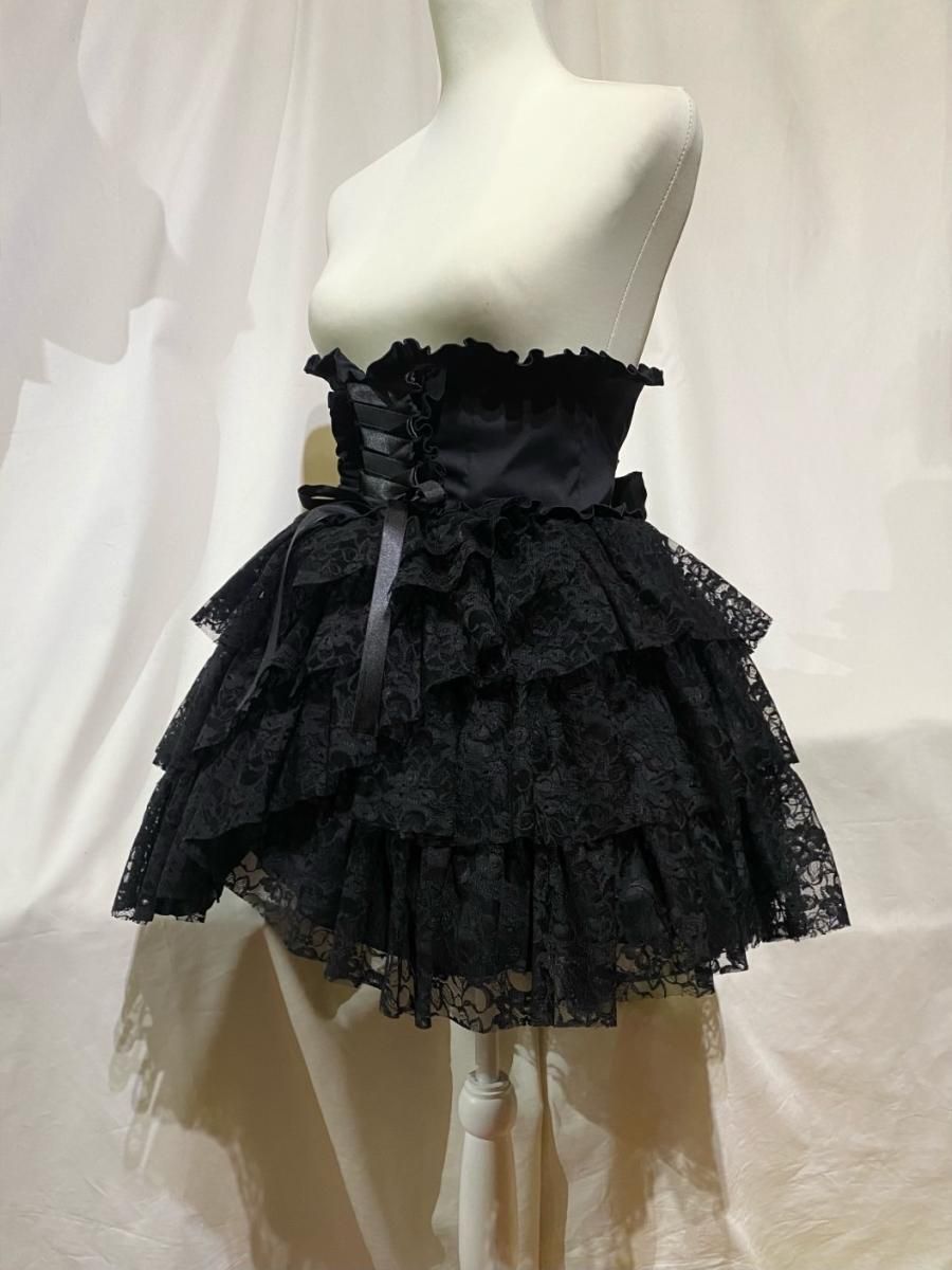 ◇受注商品◇ハイウエスト編み上げスパイラルフリルスカート：黒×黒