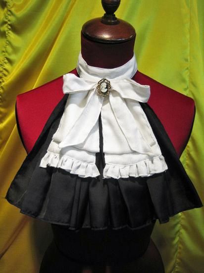 【70％OFF】 ◇受注商品◇アンティークカメオ付きボリュームフリルタイ：黒 トップス