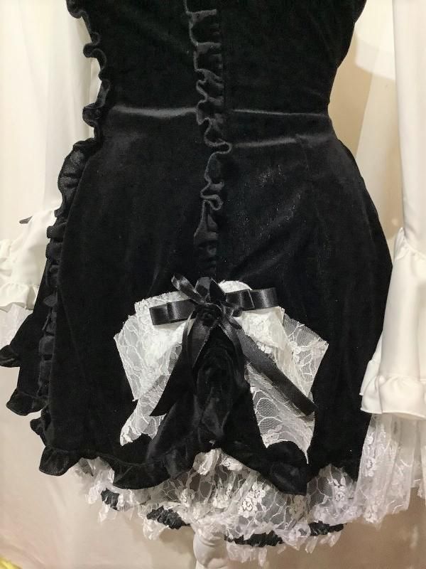 B1500★美品★コサージュ付♪黒/ベロア/ワンピース/スタンダードドレス☆社交 B1500☆美品☆コサージュ付♪黒/ベロア/ワンピース/スタンダード