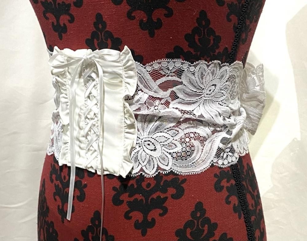 MARBLE コルセット型ワンピース 白黒グレーチェック コルセット型フェミニンレースベルト：白レース - MARBLE ~online shop~