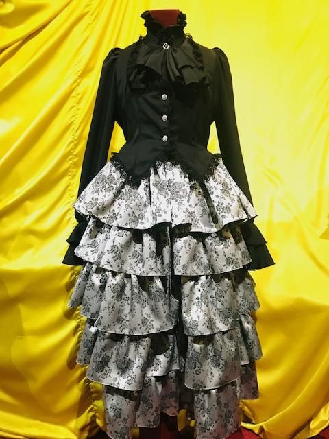 胸元編み上げコルセット風ベスト：黒×黒 - MARBLE ~online shop~