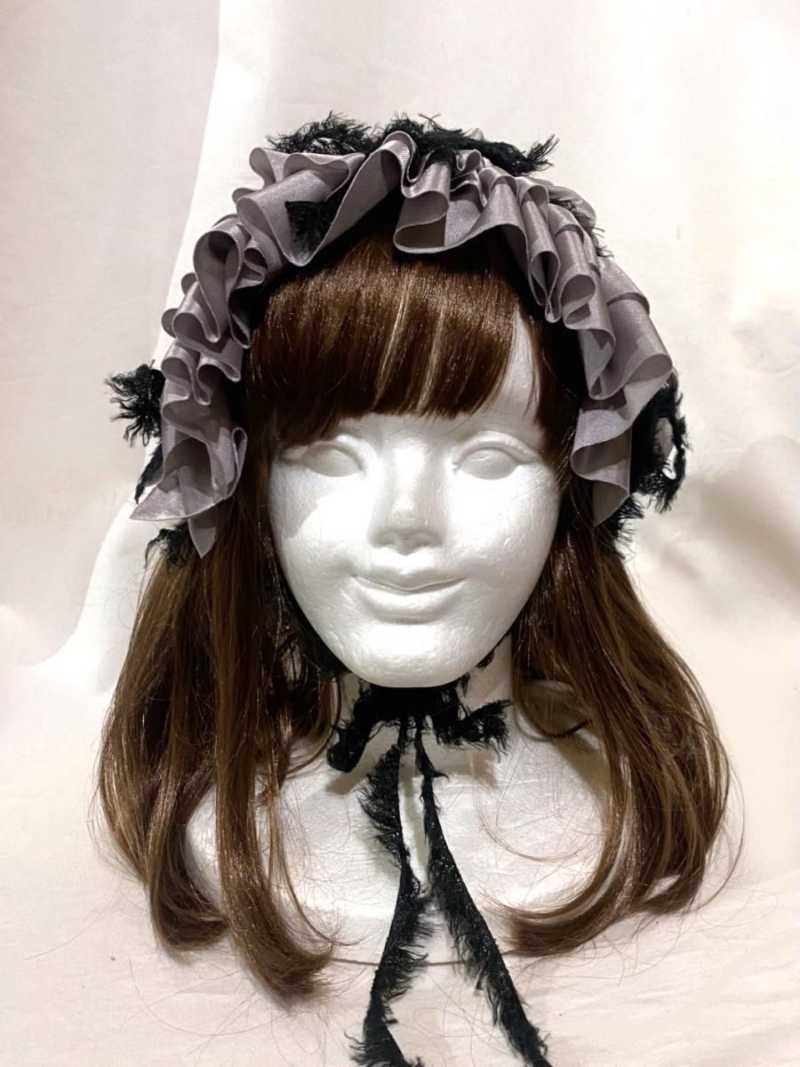 dimmoireフリル×スタッズヘッドドレス黒 - メルカリ