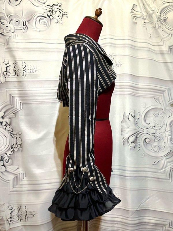 エンブレムチェーン付き姫袖ショートジャケット：紺白ストライプ×紺