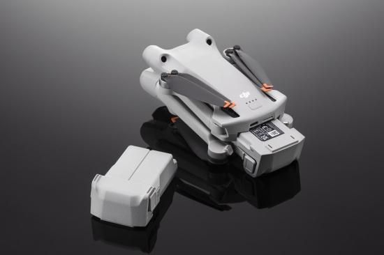 DJI Mini 3シリーズ インテリジェントフライトバッテリー プラス 楽天市場】DJI Mini 3 Pro インテリジェント フライトバッテリー