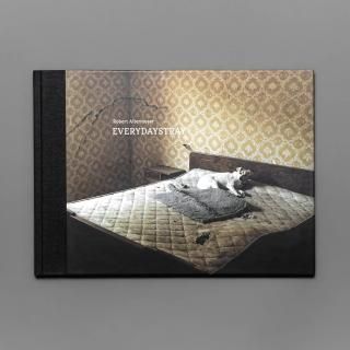 PHOTOGRAPHY BOOK EVERYDAYSTRAY/ CLOUD7ʼ֥̿ǥȥ쥤/饦7