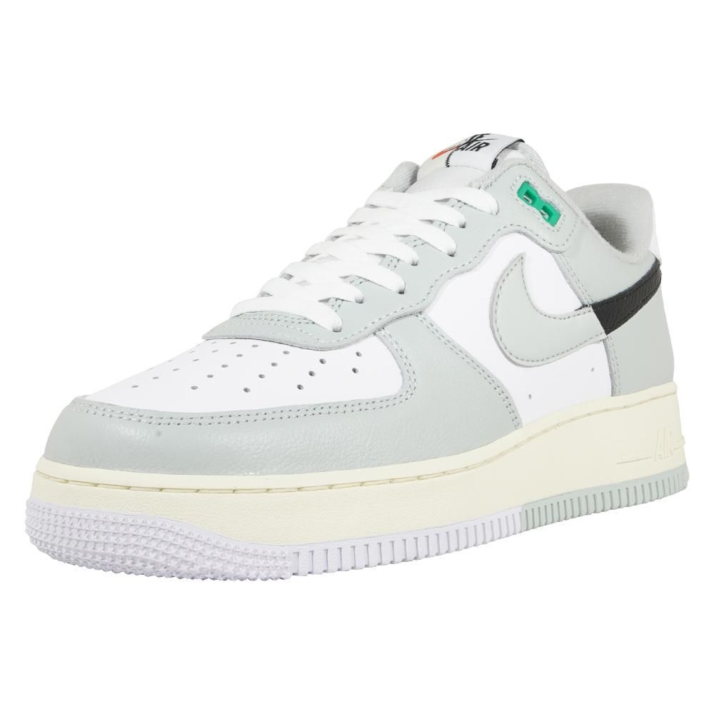 新品 ナイキ エアフォース NIKE AIR FORCE 1 07 LV8エアフォース