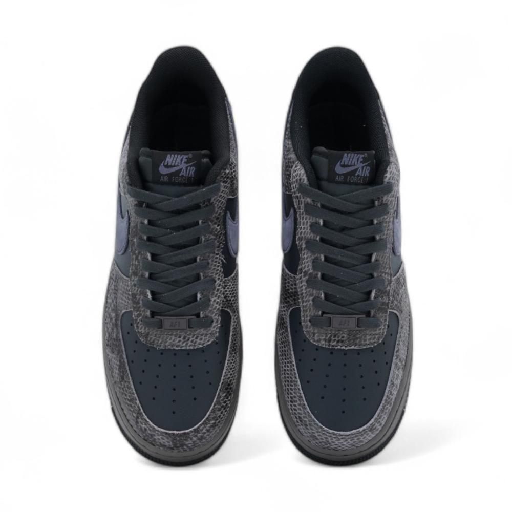 ナイキ エア フォース 1 '07 LV8 NIKE AIR FORCE 1 '07 LV8
