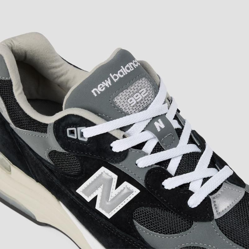 ニューバランス New Balance U992 BK