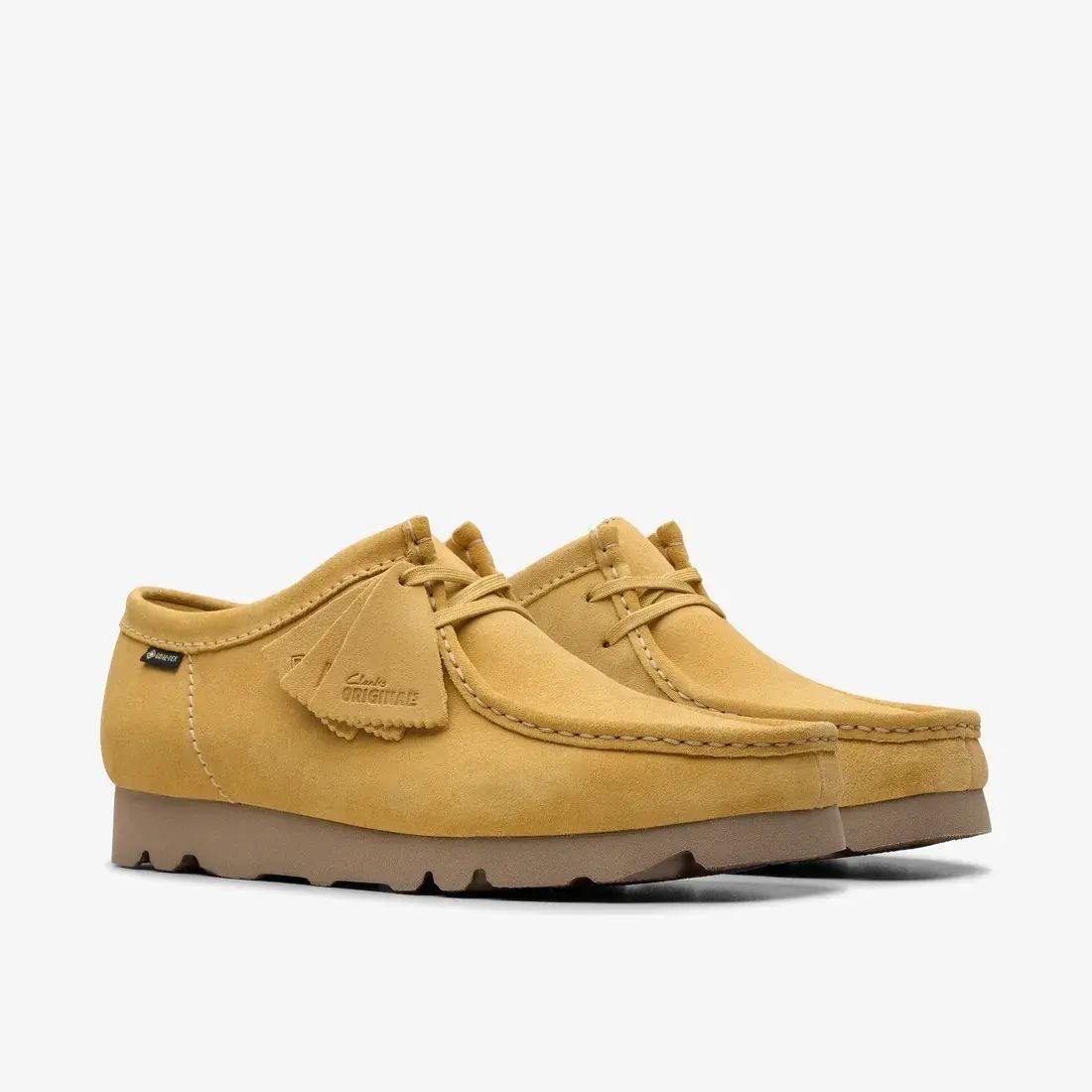 顼 Clarks WallabeeGTX Golden Tan Suede 26180638