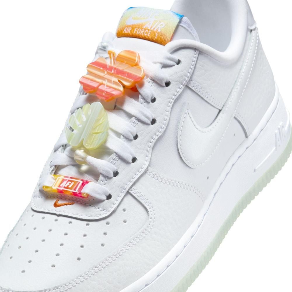 ナイキ ウィメンズ エア フォース 1 '07 LX NIKE WMNS AIR FORCE 1 '07