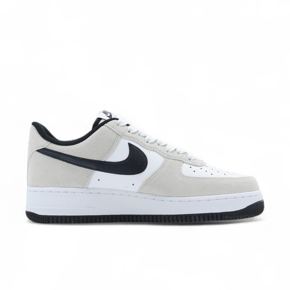 ナイキ エア フォース 1 07 LV8 NIKE AIR FORCE 1 07 LV8 IB6388-100