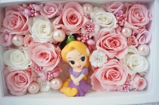 ラプンツェル フォトフレーム プリザーブドフラワー 花ギフト アレンジメント ラプンツェル フォトフレーム プリザーブドフラワー 花ギフト アレンジメント