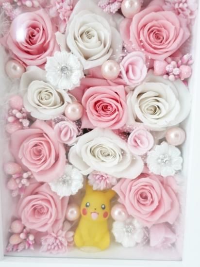 ポケモン ピカチュウ プリザーブドフラワーアレンジ フォト ポケモン ピカチュウ プリザーブドフラワーアレンジ フォト
