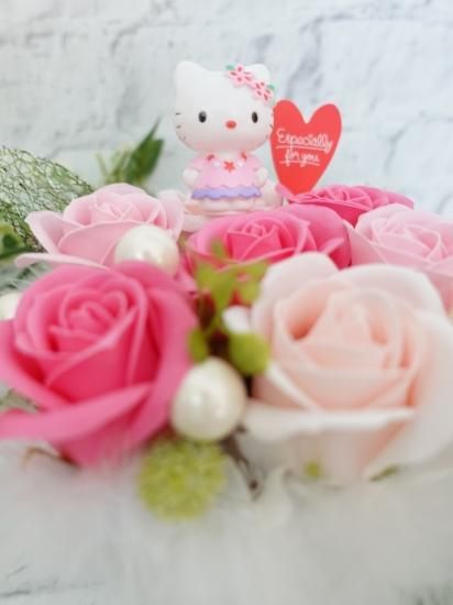 超レア希少！ハワイ限定　エンジェルキティ 花型キャンドル 赤 ピンク 約15cm ハローキティ【日本限定】サンリオ 超レア 希少 ピンク HELLO