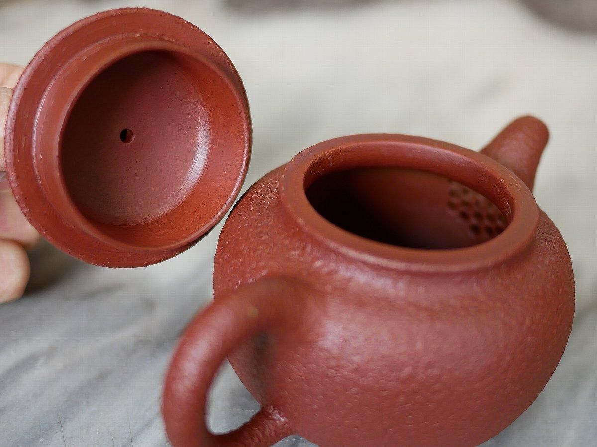 鄭忠龍 朱泥梨皮壺(3841) - 桃花源(中国茶・茶器・インテリア雑貨)