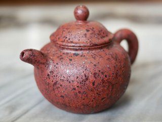 鄭忠龍 鉄斑釉茶壺(3836)