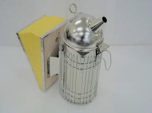 ステンレス製燻煙器［中国製］ - 養蜂器具の通販サイ									ト秋田屋本店