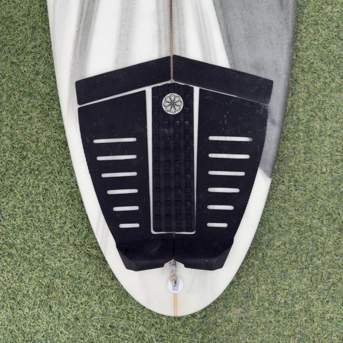 中古【VAMPIRATE】レインボー (PU) 6'2 x 19'7/16 (49.37cm) x 2 中古【VAMPIRATE】レインボー (PU) 6'2 x 19'7/16 (49.37cm) x 2