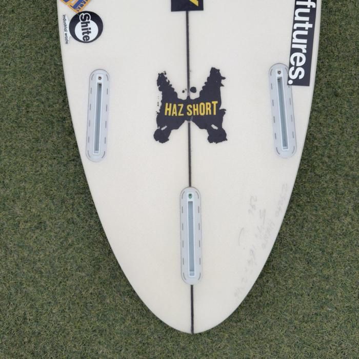 中古【EMERY】HAZ SHORT (PU) 5'7 x 18' 1/4 (46.36cm) x 2' 2'3 中古【EMERY】HAZ SHORT (PU) 5'7 x 18' 1/4 (46.36cm) x 2' 2'3