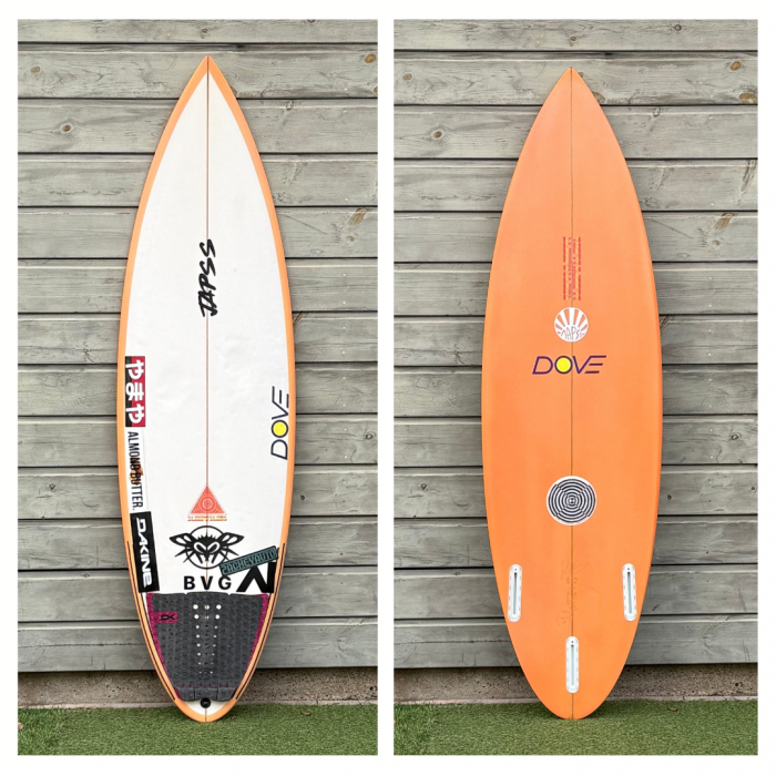 高橋みなとの使用ボード中古【SLEEPYSLEDS】 5'6 x 18'1/4 高橋みなとの使用ボード中古【SLEEPYSLEDS】 5'6 x 18'1/4