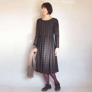 秋冬におすすめの厚手生地 Down To Earth アーミッシュワンピースのお店 秋冬におすすめの厚手生地 Down To Earth アーミッシュワンピースのお店