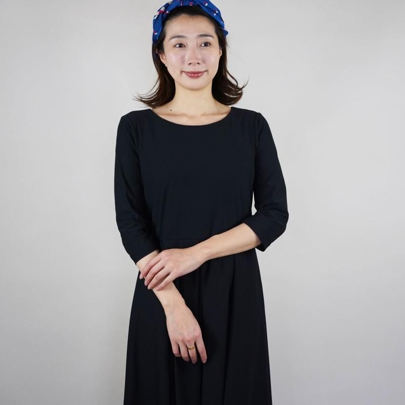 アーミッシュ風シンプルワンピース◇マットブラック（UVカット