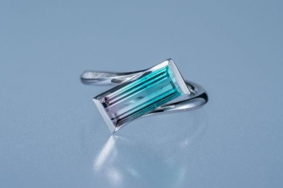 トルマリン バイカラートルマリン   2.68ct  1834