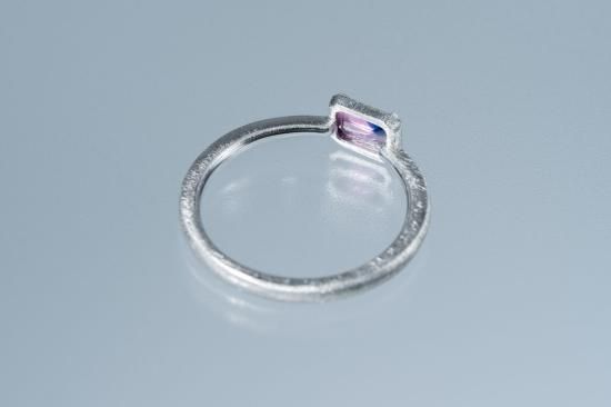 バイカラーサファイアのリング - CAHiER