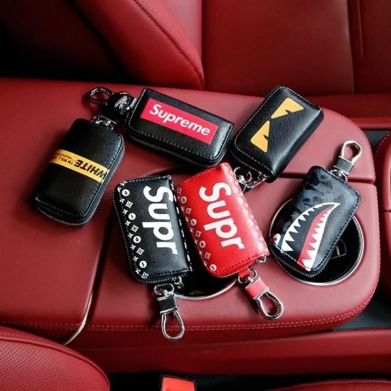 Supreme シュプリーム キーケース キーホルダー レディース メンズ スマートキーケース ブランド エレガンス 精緻 おしゃれ 送料無料 ブランド専門店