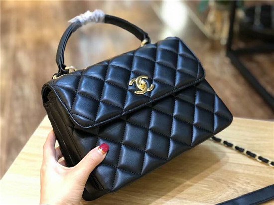 CHANEL☆シャネル ショルダーバッグ レディース ベルト付き 斜め掛け ...