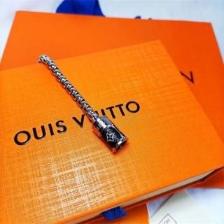 륤ȥLOUIS VUITTON  ֥쥹å ؤ ٥ȥХ󥰥  Хå 塼Х silver  ° 륮 ե꡼ ̥å 