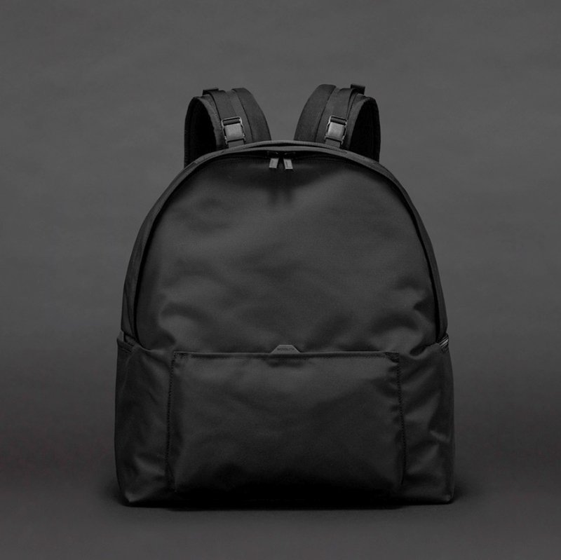 MONOLITH] モノリス BACKPACK PRO SOLID M (BLACK) | INS ONLINE STORE