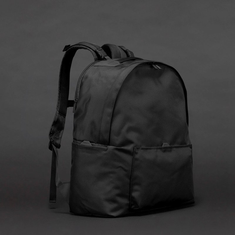 MONOLITH] モノリス BACKPACK PRO SOLID S (BLACK) | INS ONLINE STORE 