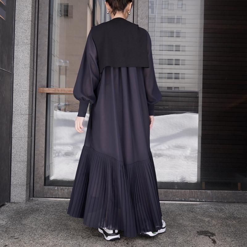 HYKE ハイク　ニットベスト　ビスチェ HYKE(ハイク) 「WIDE RIBBED CROPPED VEST」クロップドニット