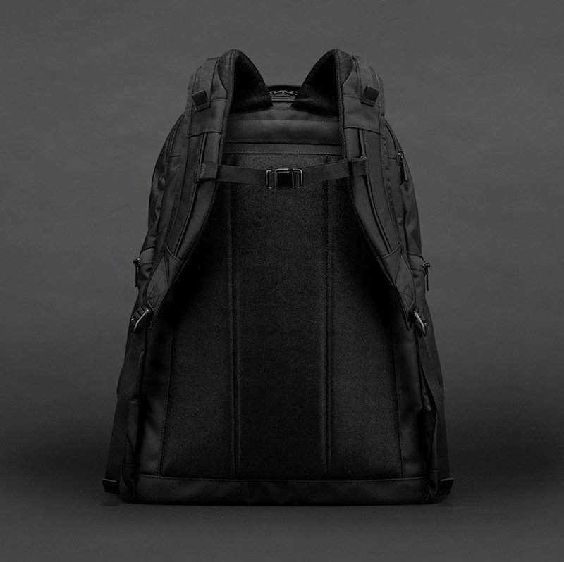 MONOLITH] モノリス BACKPACK PRO STORAGE XL | INS ONLINE STORE 公式