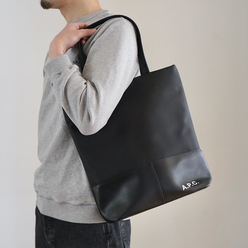 [A.P.C.] アーペーセー Camden トートバッグ (BLACK) | INS ONLINE 公式通販サイト