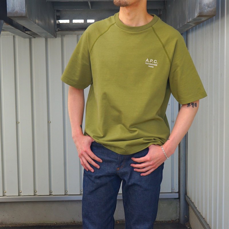 [A.P.C.] アーペーセー Willy Tシャツ (KHAKI) | INS ONLINE 公式通販サイト