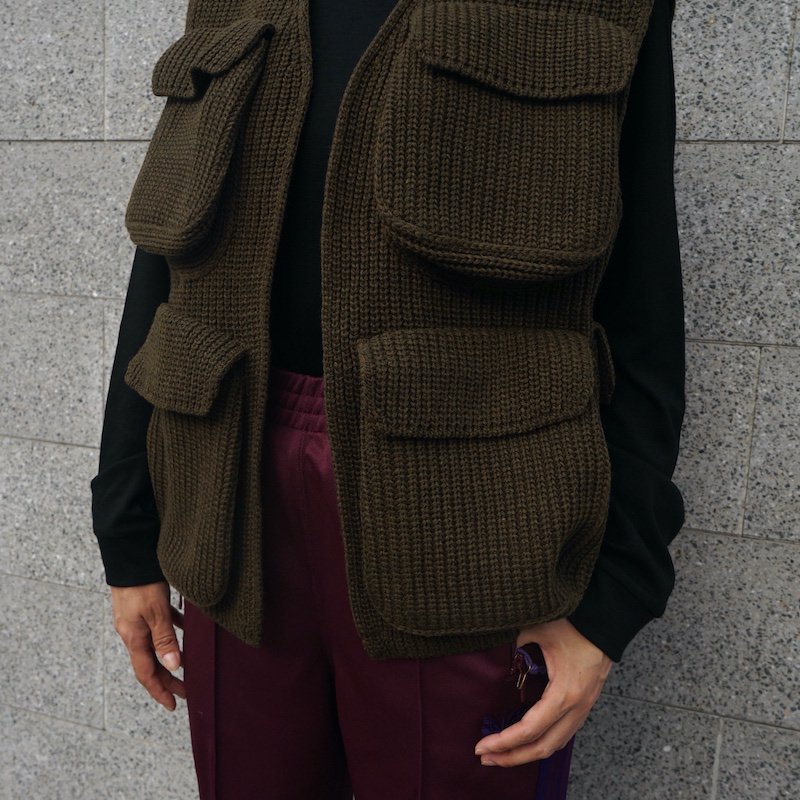 [INSCRIRE] アンスクリア Wool Jersey Field Vest(KHAKI) 公式通販