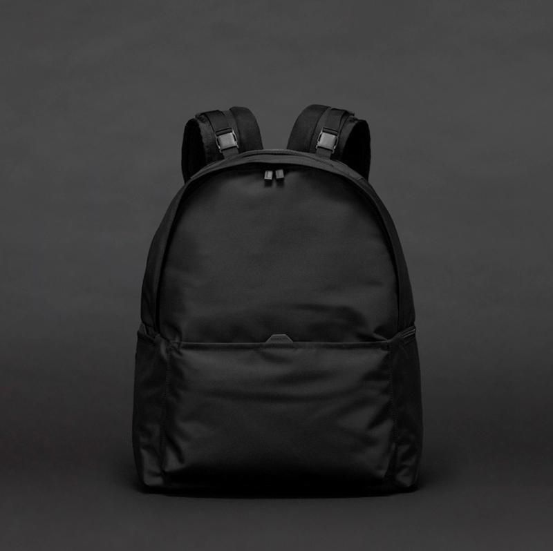 <img class='new_mark_img1' src='https://img.shop-pro.jp/img/new/icons50.gif' style='border:none;display:inline;margin:0px;padding:0px;width:auto;' />[MONOLITH] Υꥹ BACKPACK PRO SOLID S 