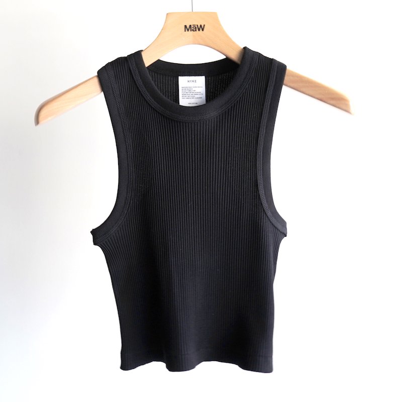 <img class='new_mark_img1' src='https://img.shop-pro.jp/img/new/icons50.gif' style='border:none;display:inline;margin:0px;padding:0px;width:auto;' /> [HYKE] ϥ CROPPED TANK TOP (BLACK)