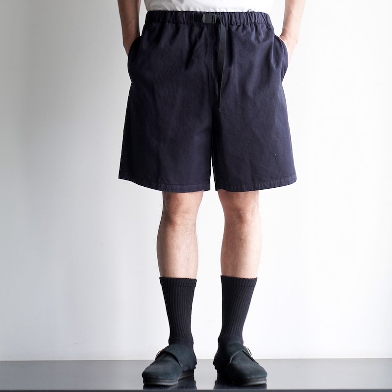 <img class='new_mark_img1' src='https://img.shop-pro.jp/img/new/icons8.gif' style='border:none;display:inline;margin:0px;padding:0px;width:auto;' />[Y] 磻ORGANIC COTTON CHINO SHORTS (NAVY)