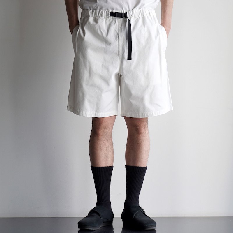 <img class='new_mark_img1' src='https://img.shop-pro.jp/img/new/icons8.gif' style='border:none;display:inline;margin:0px;padding:0px;width:auto;' />[Y] 磻ORGANIC COTTON CHINO SHORTS (WHITE)